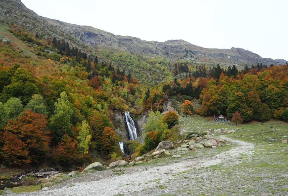 Mcastet, Casita Aranesa En El Valle De Aran Bossost Exterior photo